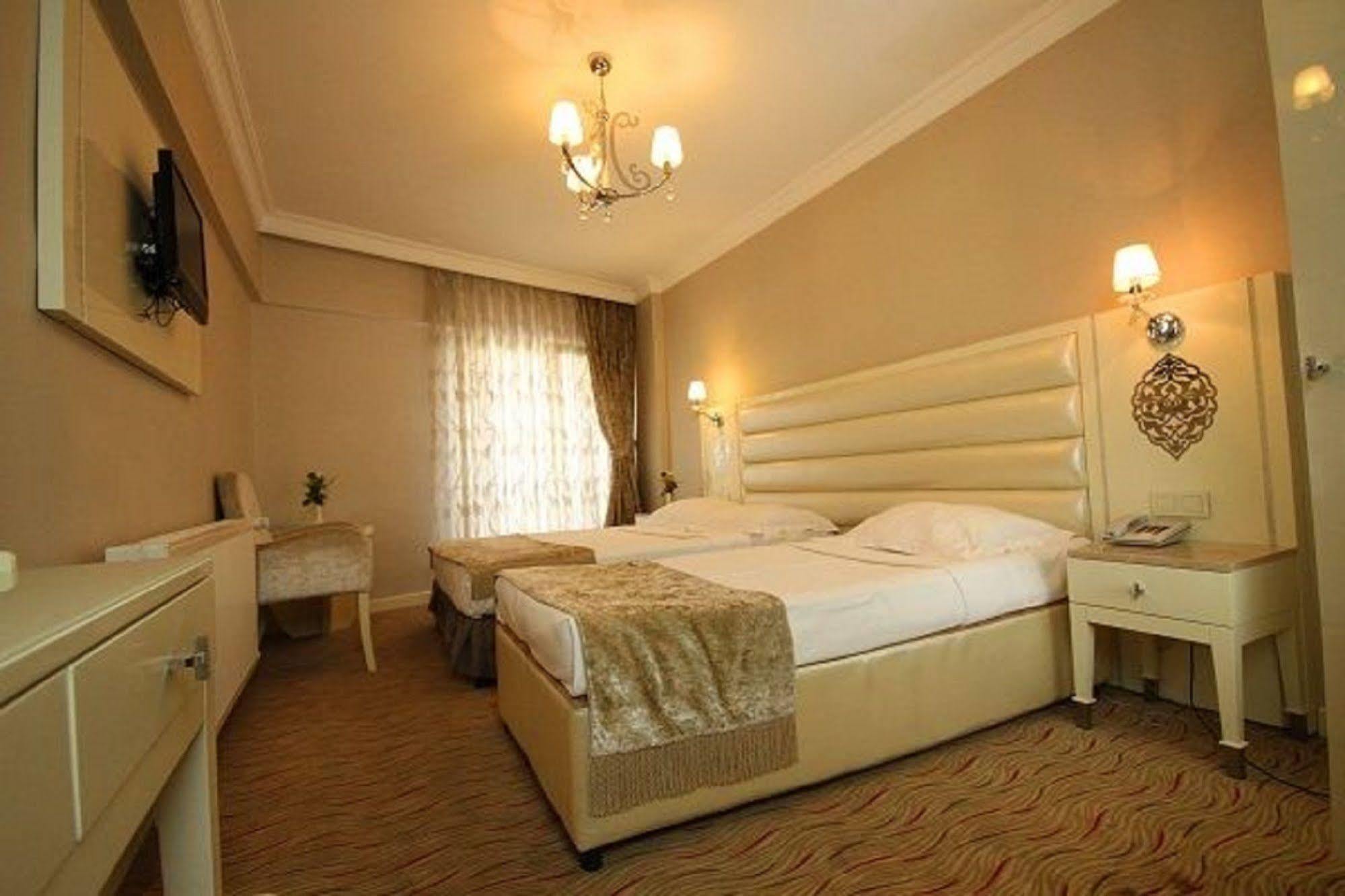 Q Hotel Laleli อิสตันบูล ภายนอก รูปภาพ